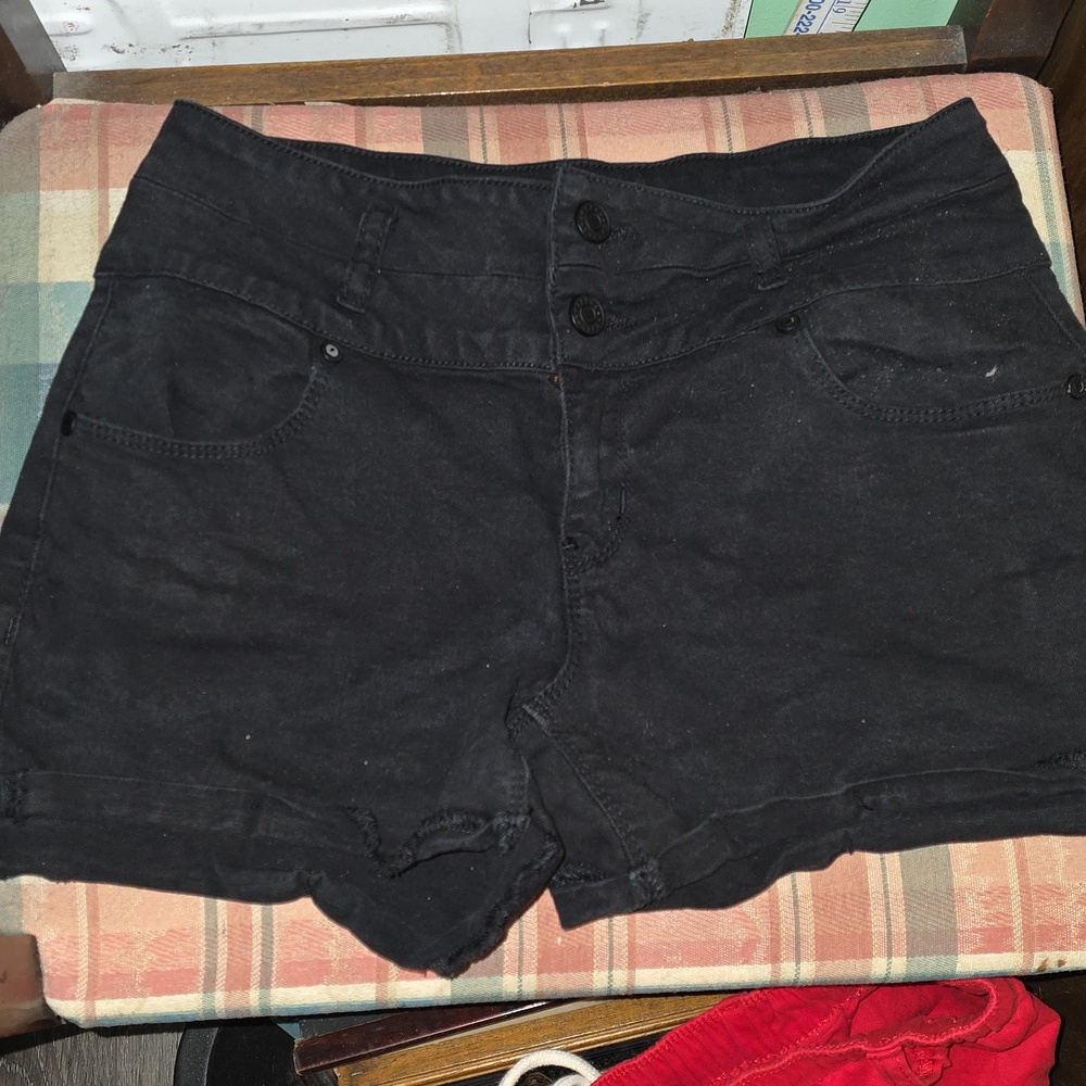 Black REFUGE SIZE 8 Women's Casual High-Waist Shorts